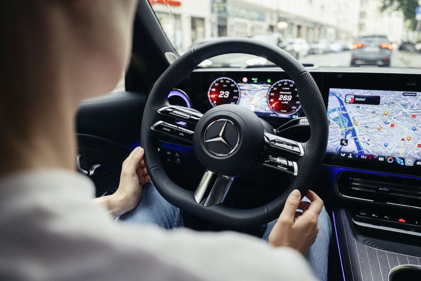 Η Mercedes φέρνει τεχνολογία αυτόνομης οδήγησης
